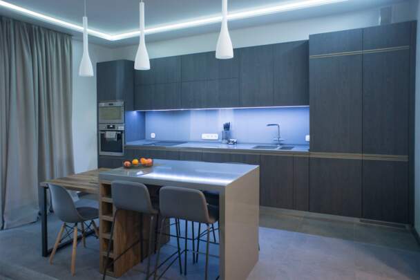 Кухня с фасадами Азимут