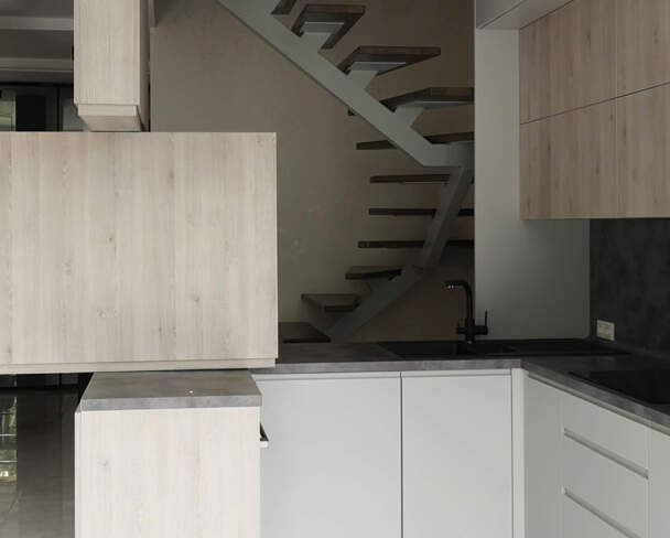 Кухня з ТВ панелью