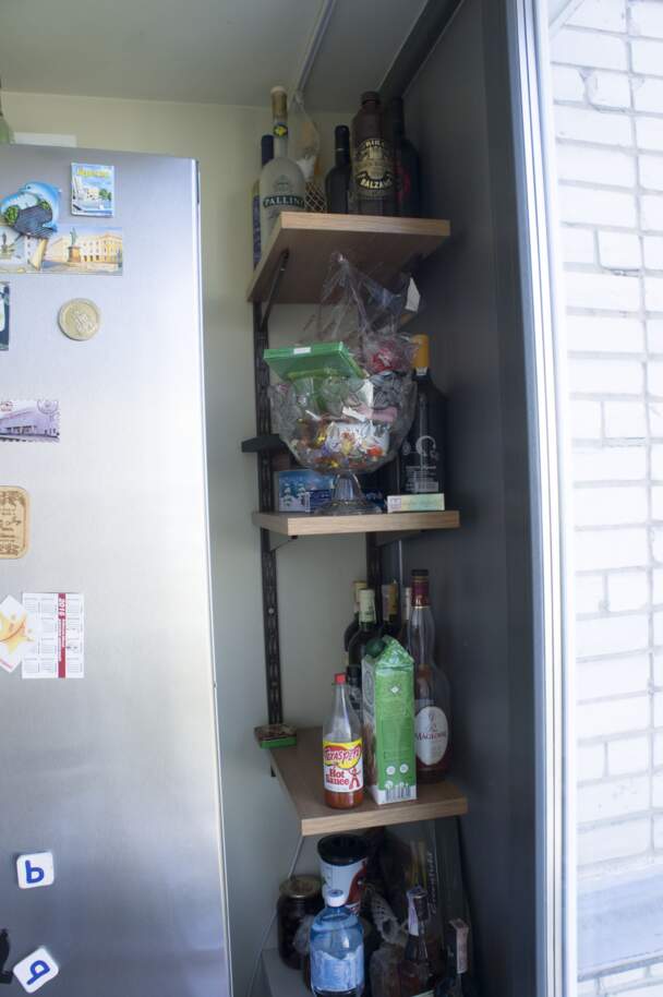 Полички на консолях